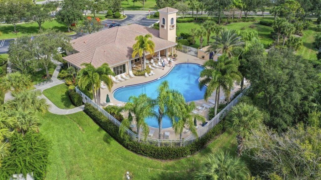 8544 SE Retreat Drive, Hobe Sound, FL 33455 Photo