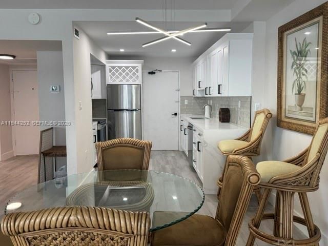 5401 SE Collins Ave, Unit 1412, Miami Beach, FL 33140 Photo