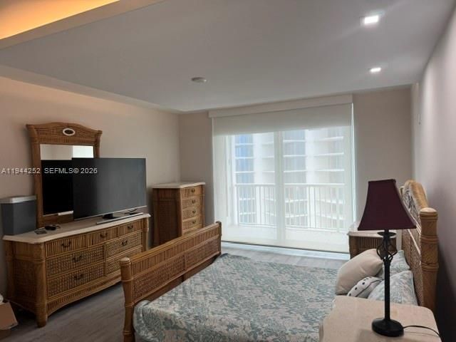 5401 SE Collins Ave, Unit 1412, Miami Beach, FL 33140 Photo