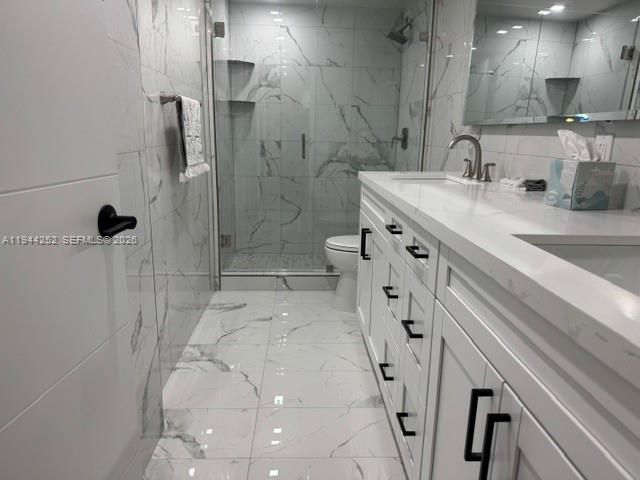 5401 SE Collins Ave, Unit 1412, Miami Beach, FL 33140 Photo