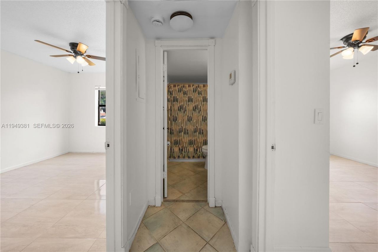 20905 NE 8th Ct , Unit 101-36, Miami, FL 33179 Photo