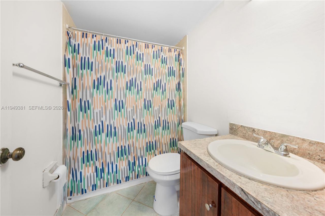 20905 NE 8th Ct , Unit 101-36, Miami, FL 33179 Photo