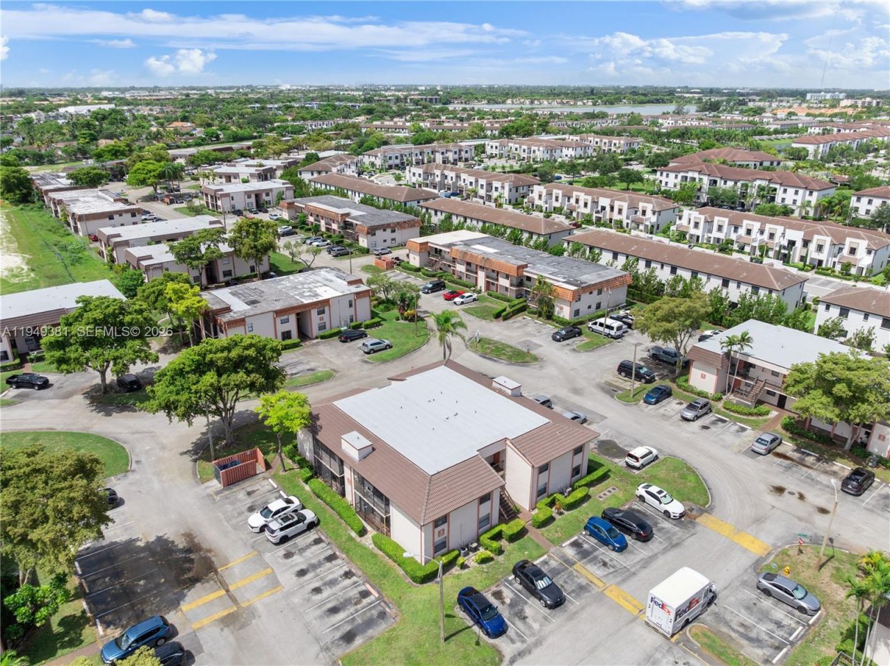 20905 NE 8th Ct , Unit 101-36, Miami, FL 33179 Photo