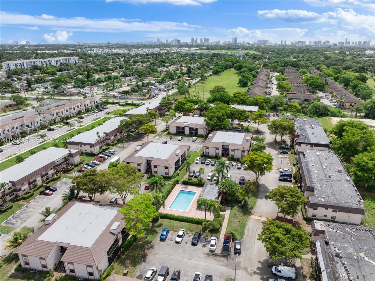 20905 NE 8th Ct , Unit 101-36, Miami, FL 33179 Photo