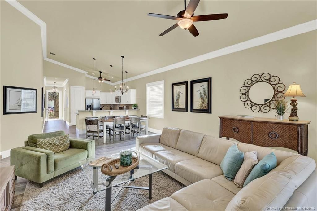 424 SW Camden Avenue, Stuart, FL 34994 Photo