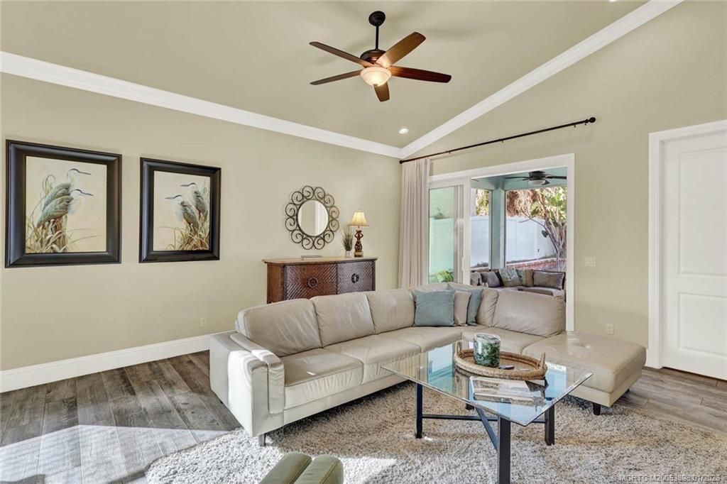 424 SW Camden Avenue, Stuart, FL 34994 Photo