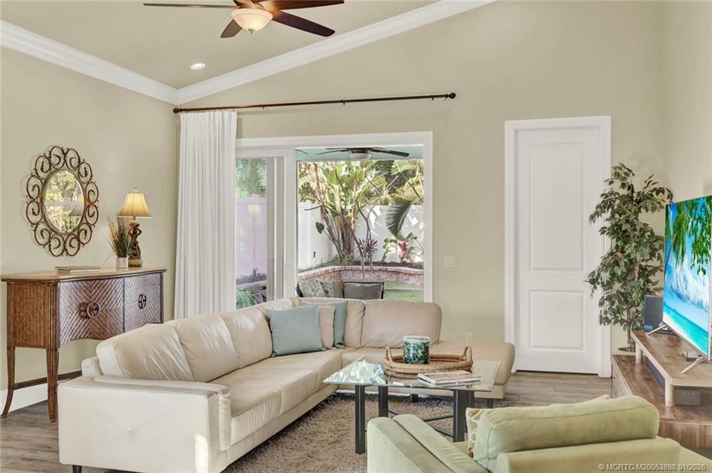 424 SW Camden Avenue, Stuart, FL 34994 Photo