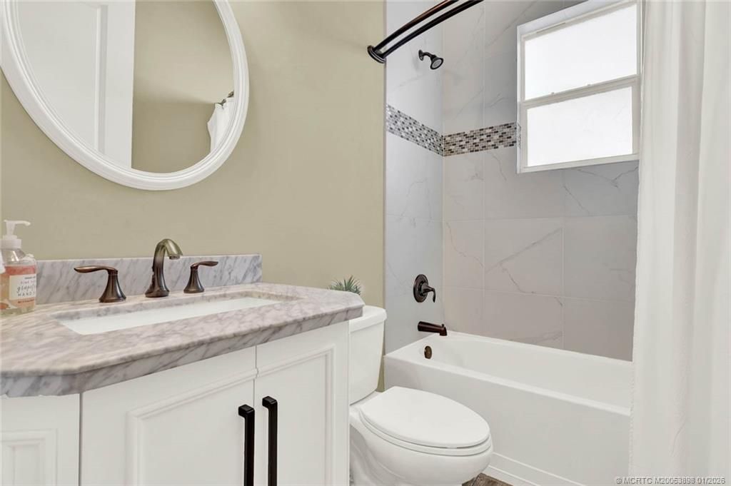 424 SW Camden Avenue, Stuart, FL 34994 Photo