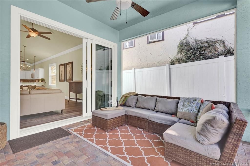 424 SW Camden Avenue, Stuart, FL 34994 Photo