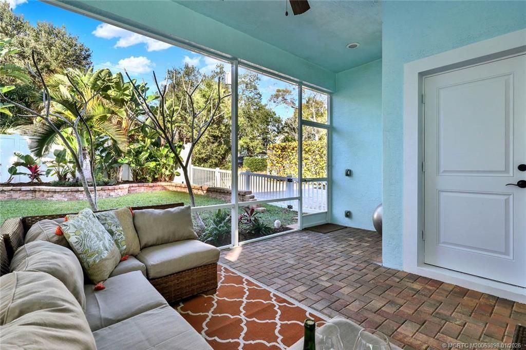 424 SW Camden Avenue, Stuart, FL 34994 Photo