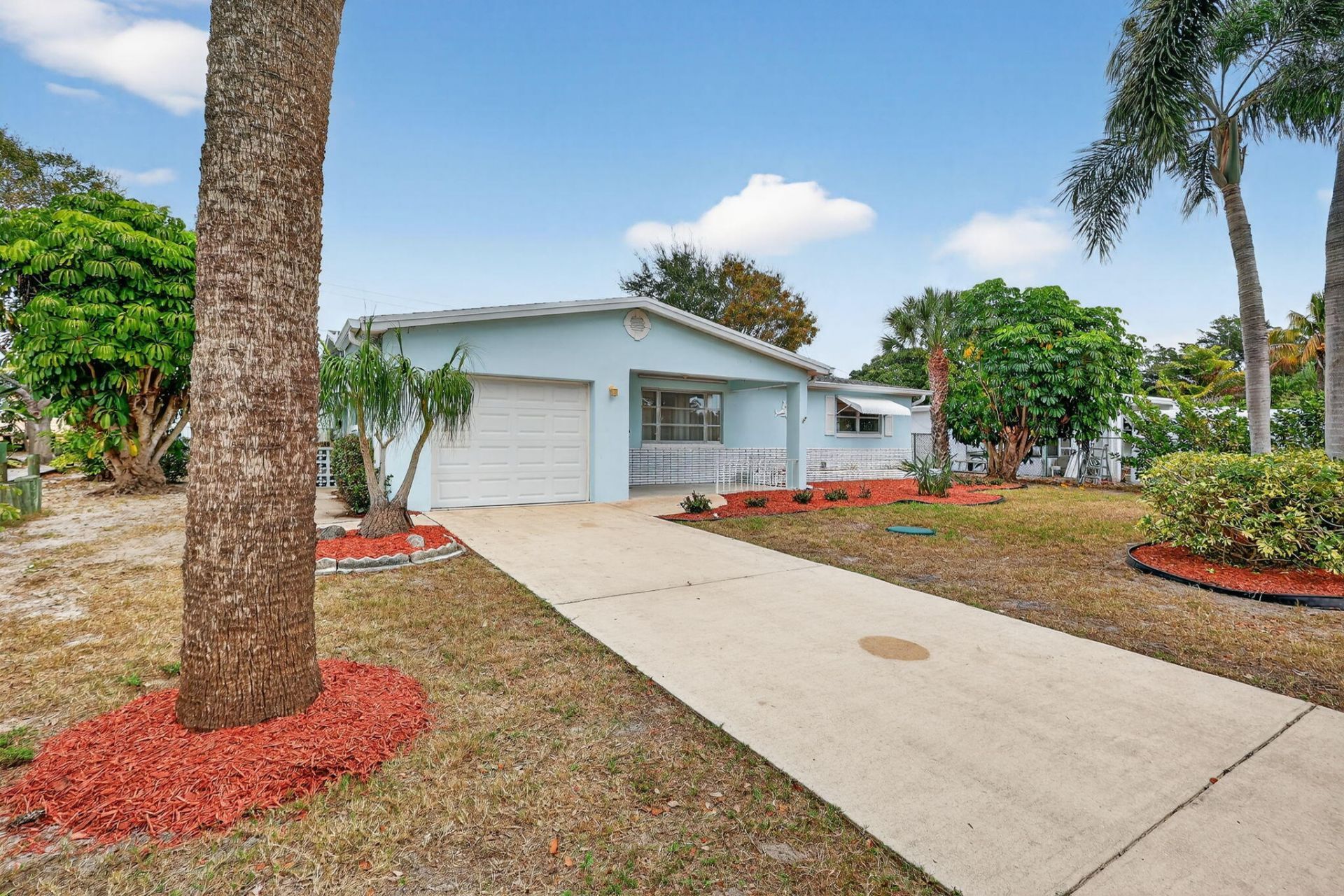2631 NE Myrtle Street, Jensen Beach, FL 34957 Photo