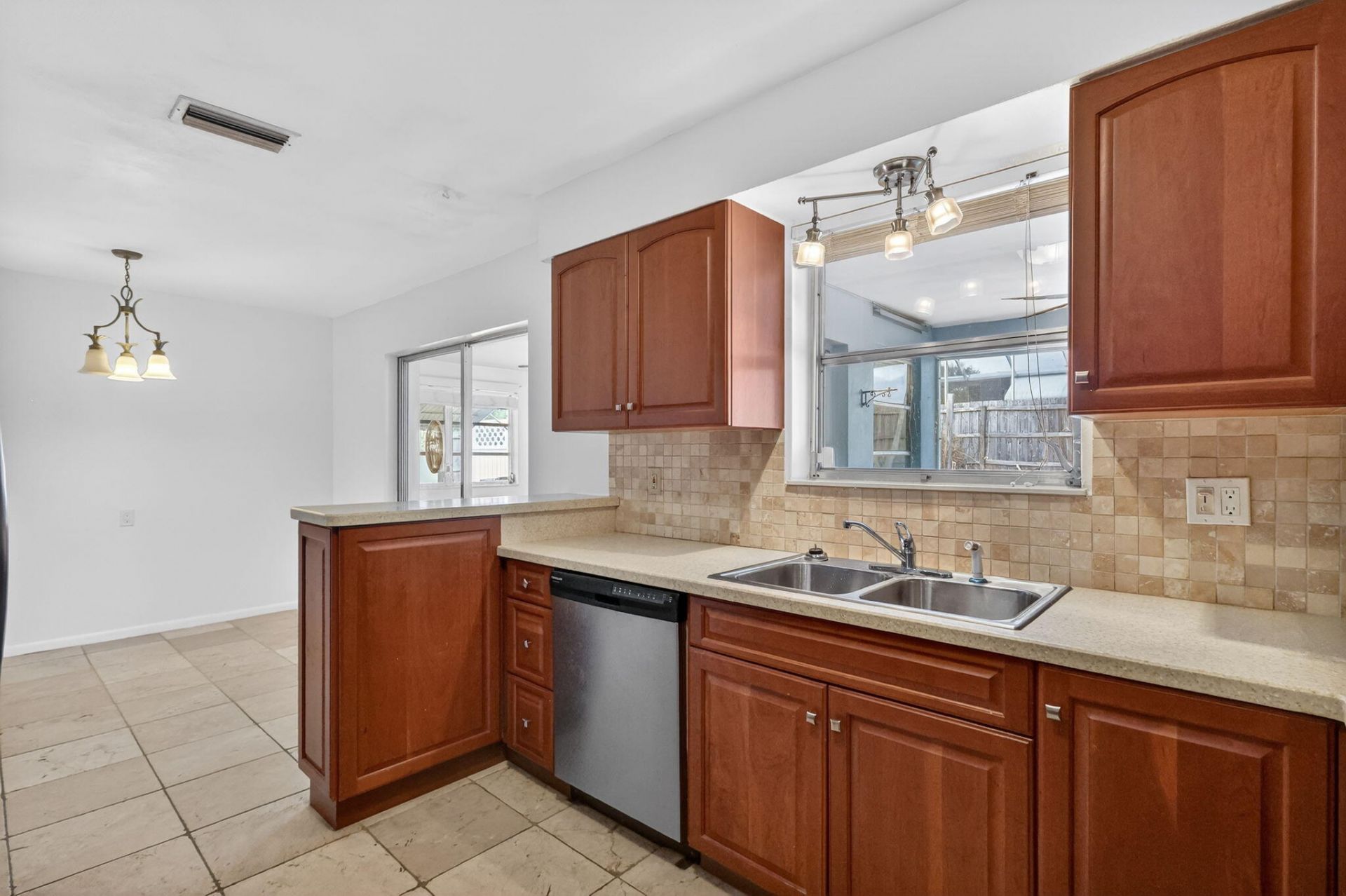 2631 NE Myrtle Street, Jensen Beach, FL 34957 Photo