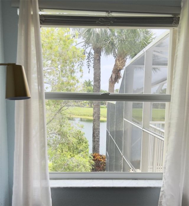 1423 SW 158th Ave, Pembroke Pines, FL 33027 Photo