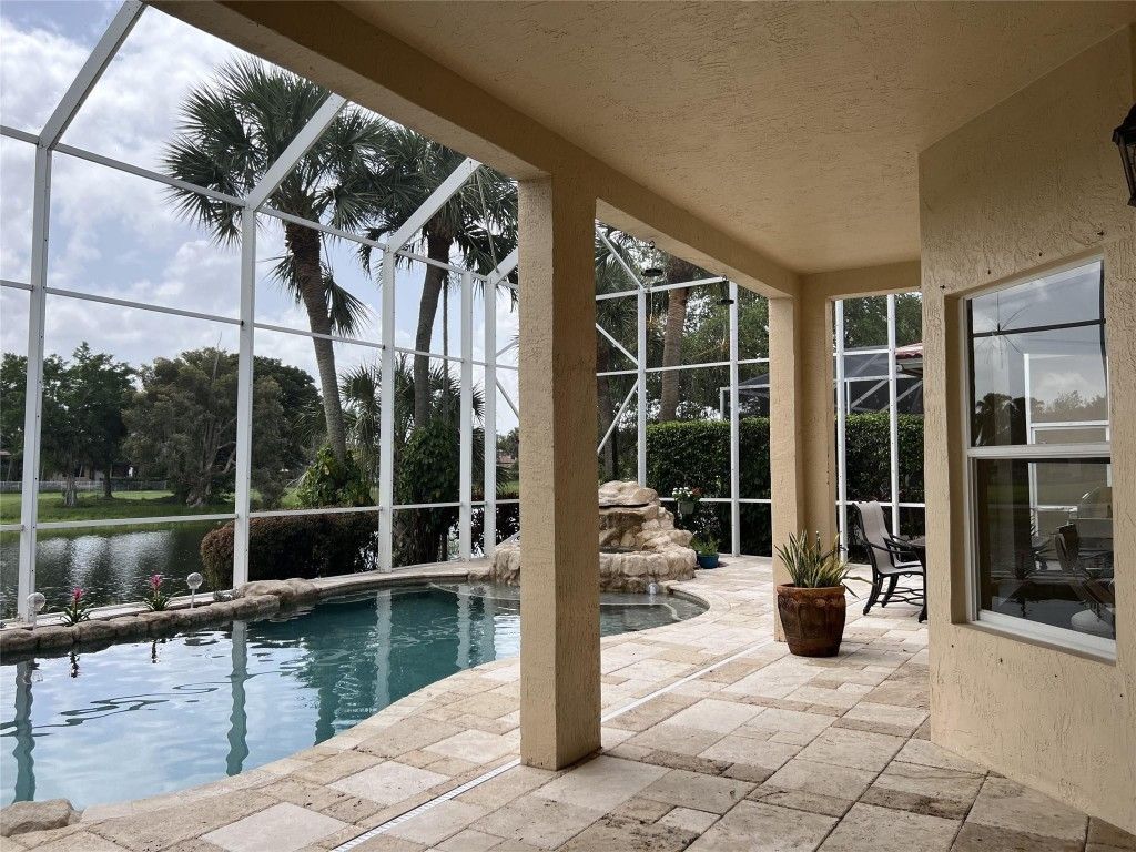 1423 SW 158th Ave, Pembroke Pines, FL 33027 Photo