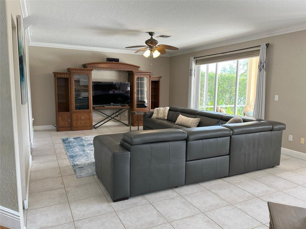 1423 SW 158th Ave, Pembroke Pines, FL 33027 Photo