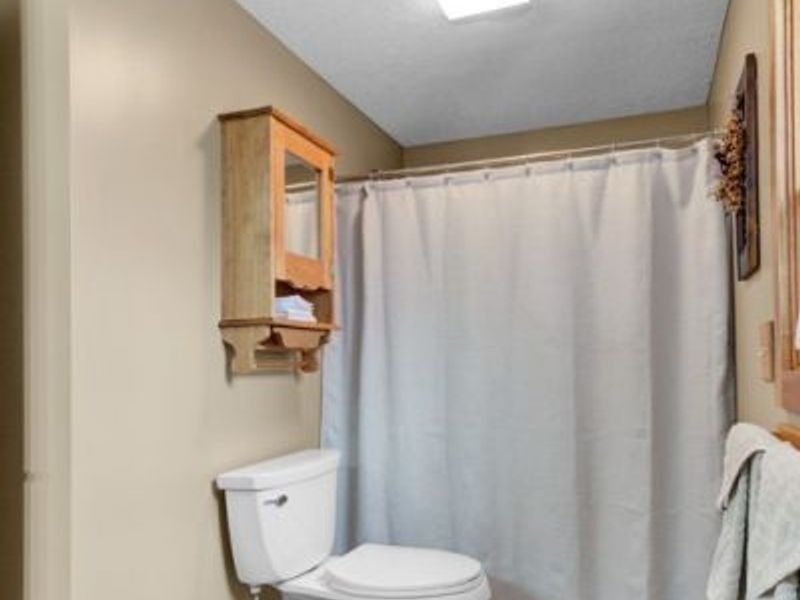 22 Ontario Trail, Malvern, OH 44644 Photo 18