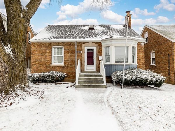 10831 S Kedzie Avenue, Chicago, IL 60655