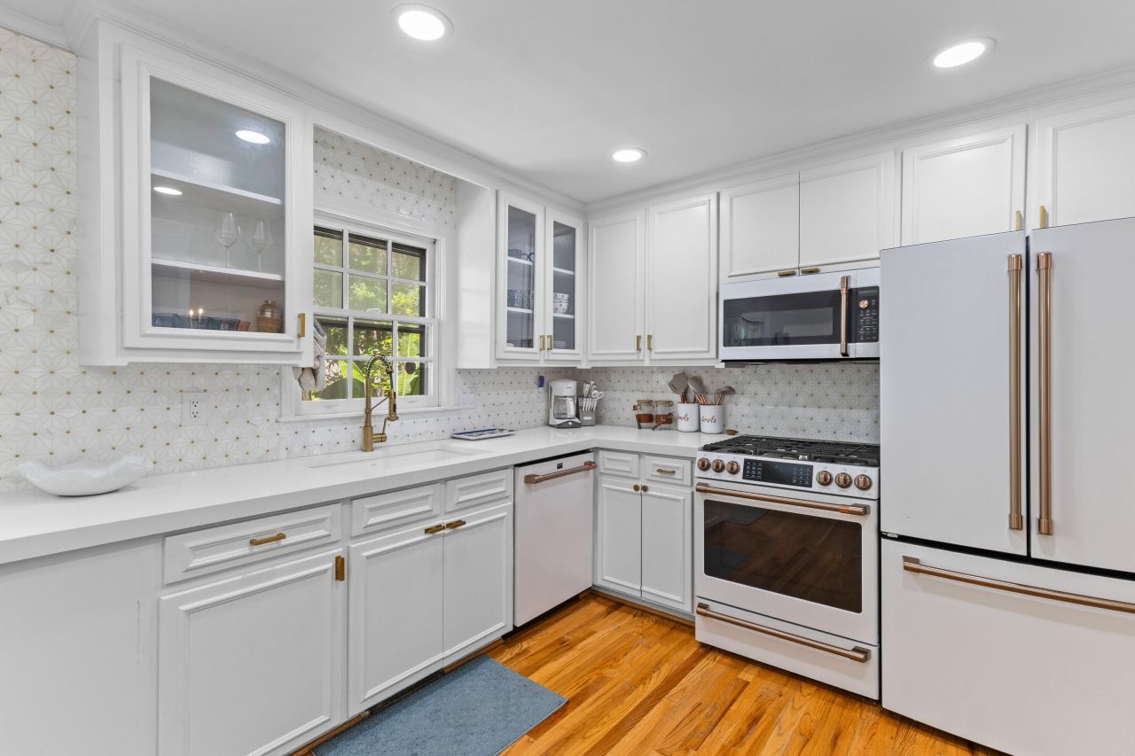 146 Broad Street Photo 14