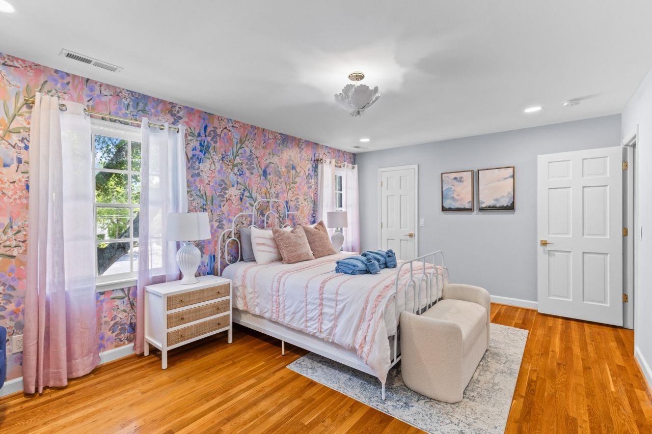 146 Broad Street Photo 24