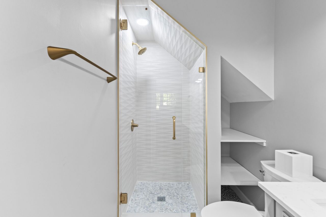 146 Broad Street Photo 31