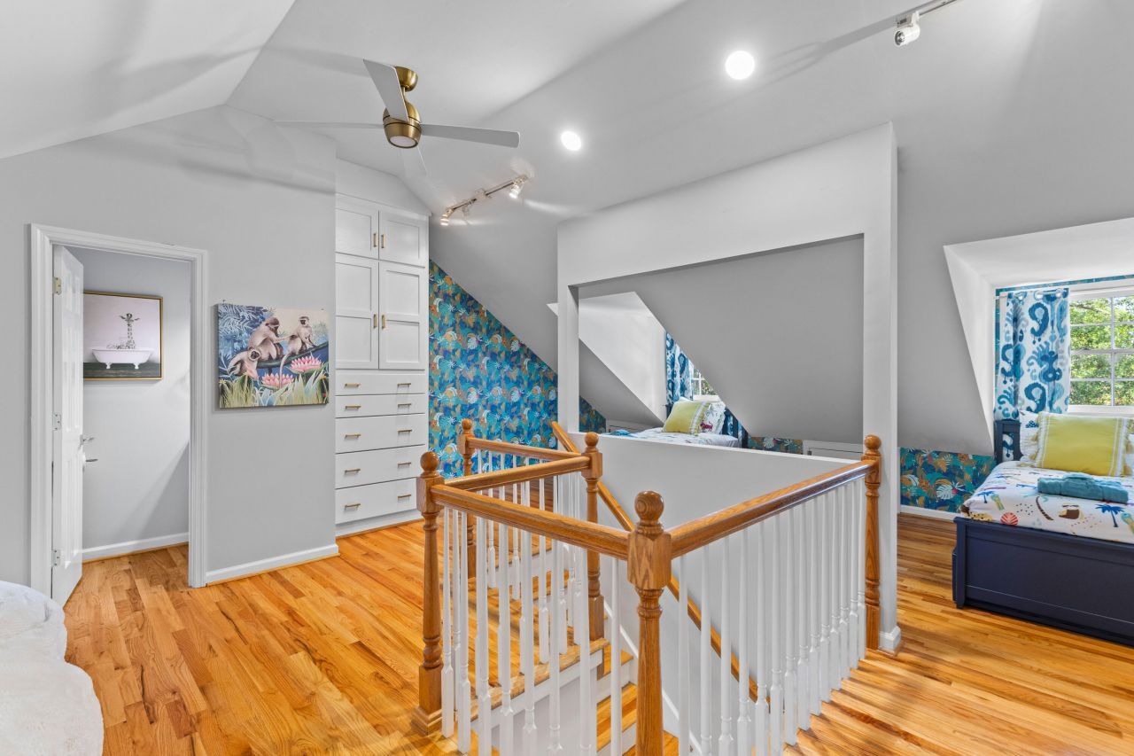 146 Broad Street Photo 34