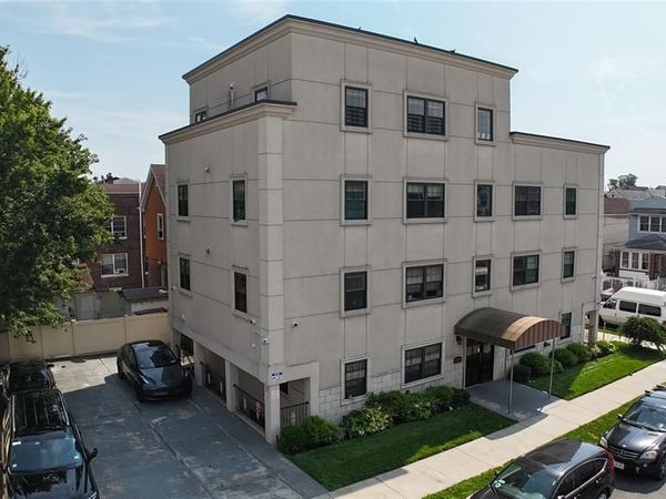 135-04 102nd Avenue , Richmond Hill S., NY 11419