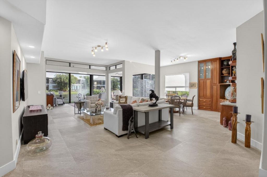 21222 Clubside Drive, Unit D, Boca Raton, FL 33434 Photo