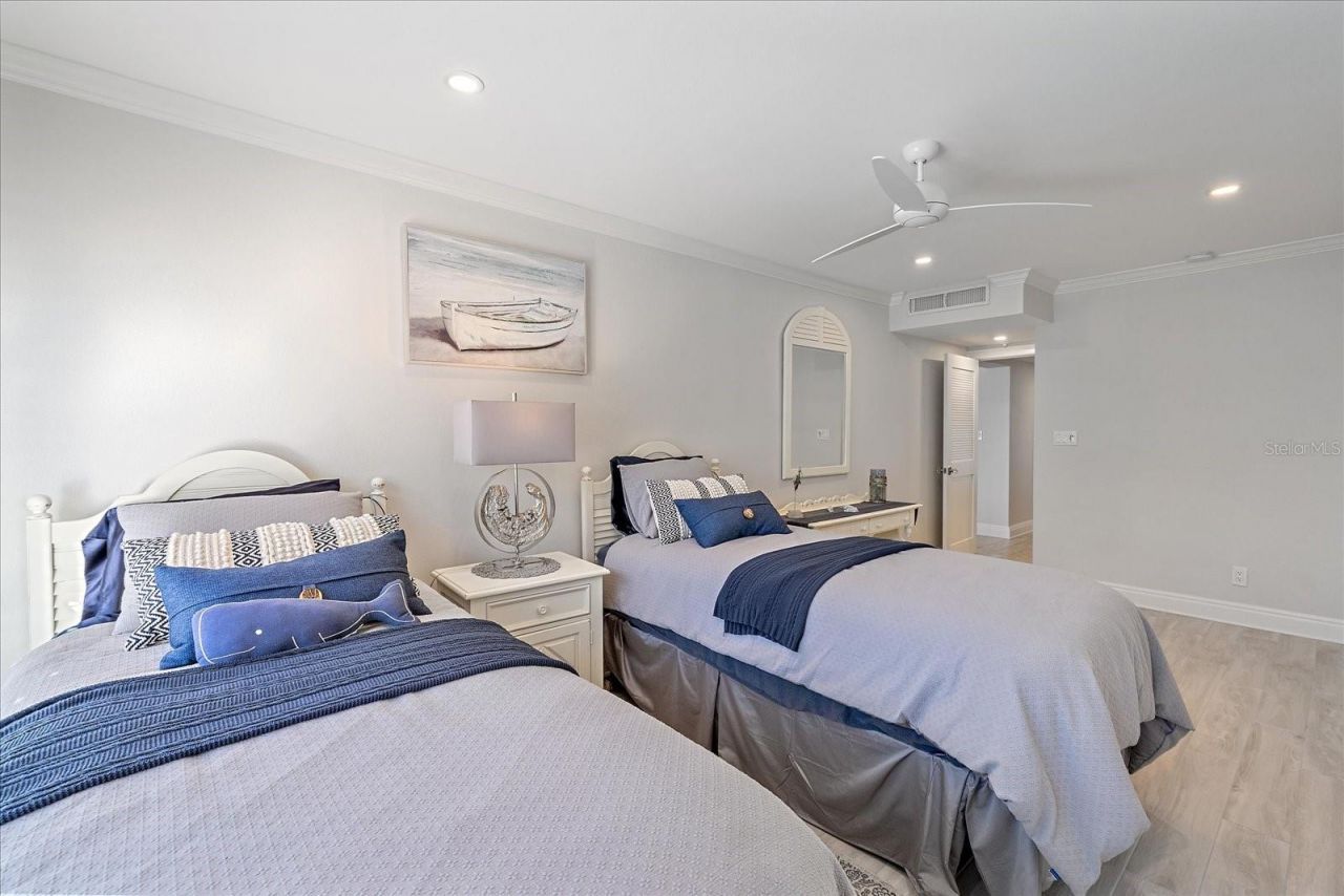 100 Sands Point Road, Unit 223, Longboat Key, FL 34228 Photo