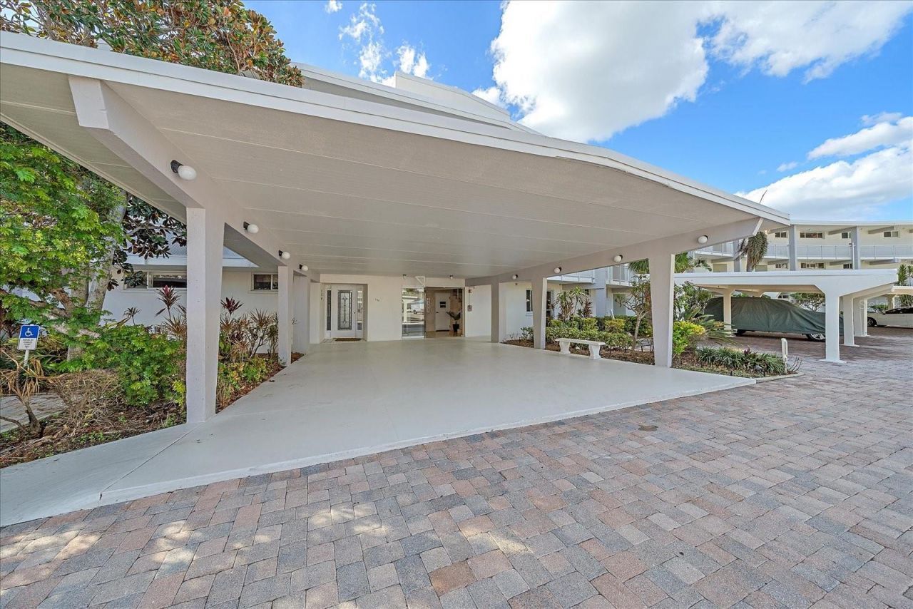 100 Sands Point Road, Unit 223, Longboat Key, FL 34228 Photo