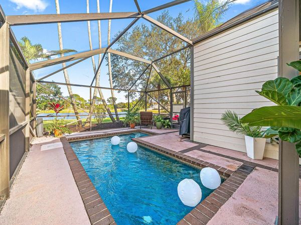 2566 Bedford Mews Drive, Wellington, FL 33414