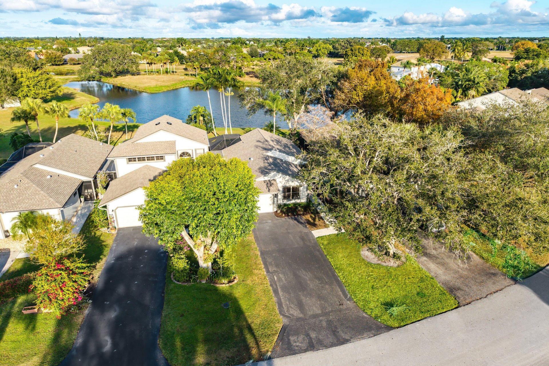 2566 Bedford Mews Drive, Wellington, FL 33414 Photo