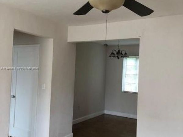 615 Anastasia Ave, Unit 3, Coral Gables, FL 33134