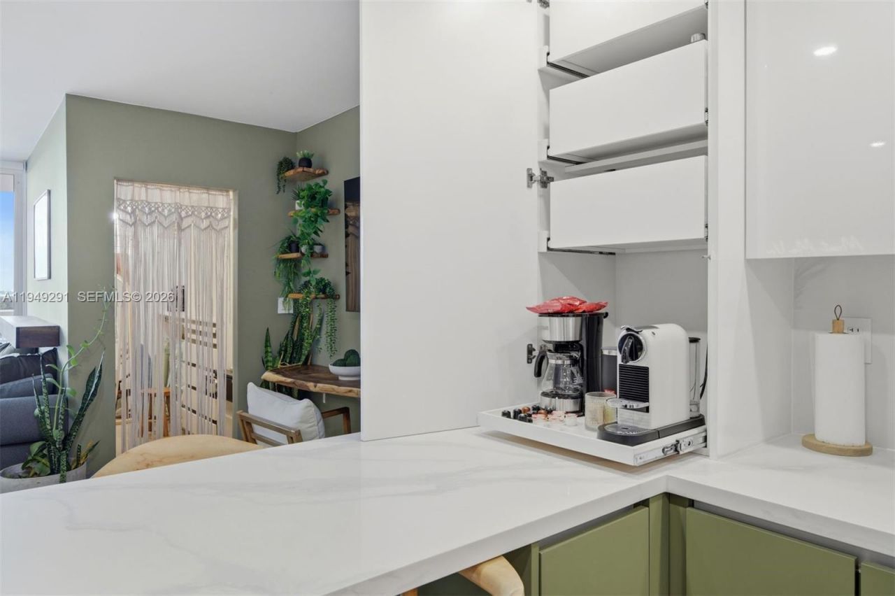 2301 Collins Ave, Unit 1429, Miami Beach, FL 33139 Photo