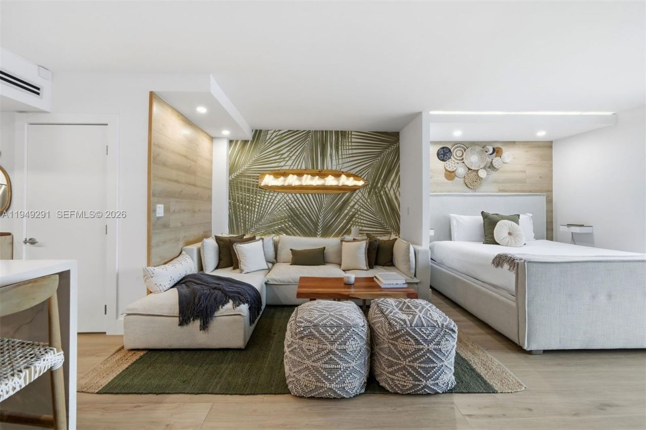 2301 Collins Ave, Unit 1429, Miami Beach, FL 33139 Photo