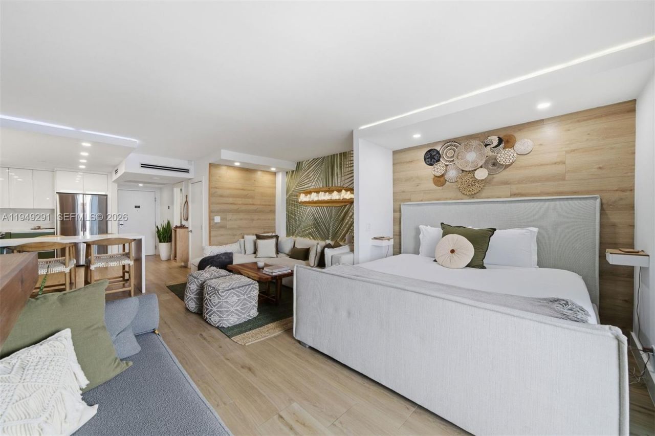 2301 Collins Ave, Unit 1429, Miami Beach, FL 33139 Photo