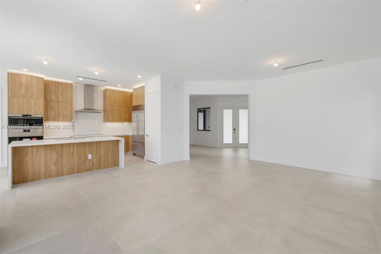 19670 NE 14th Ct, Unit 19670, Miami, FL 33179 Photo