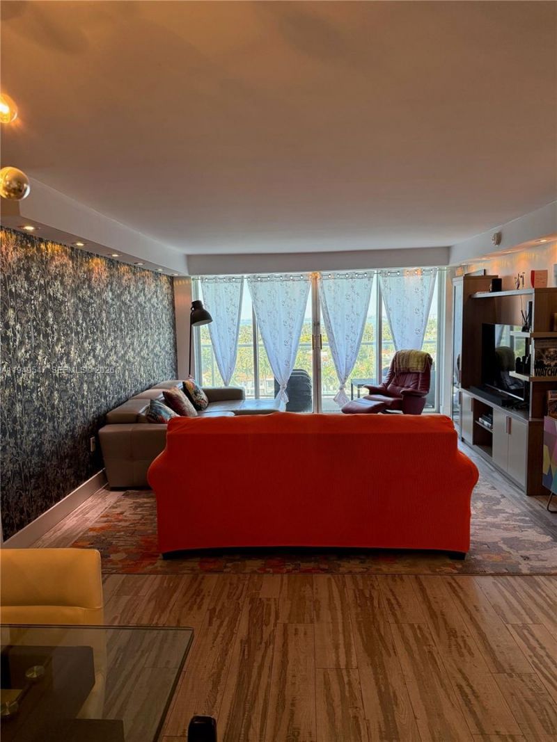 5750 Collins Ave, Unit 11D, Miami Beach, FL 33140 Photo