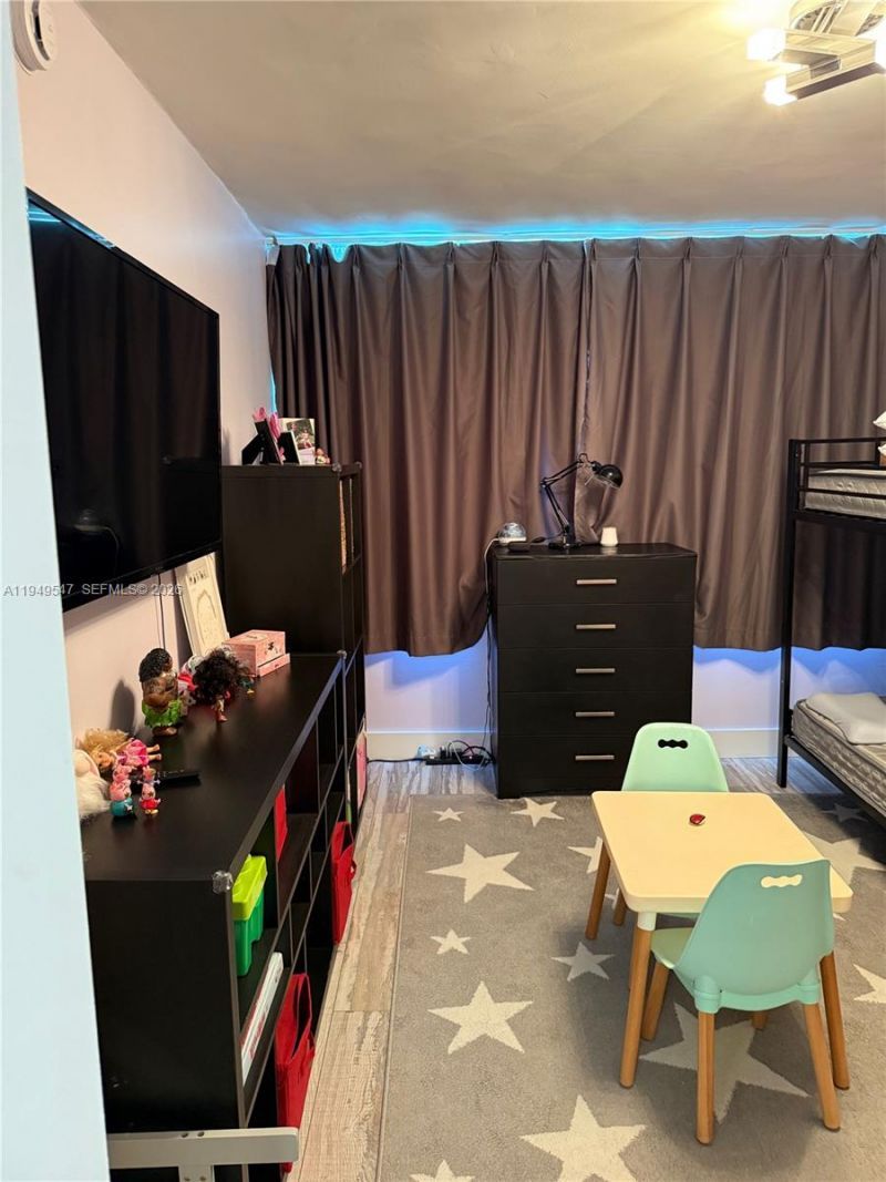 5750 Collins Ave, Unit 11D, Miami Beach, FL 33140 Photo