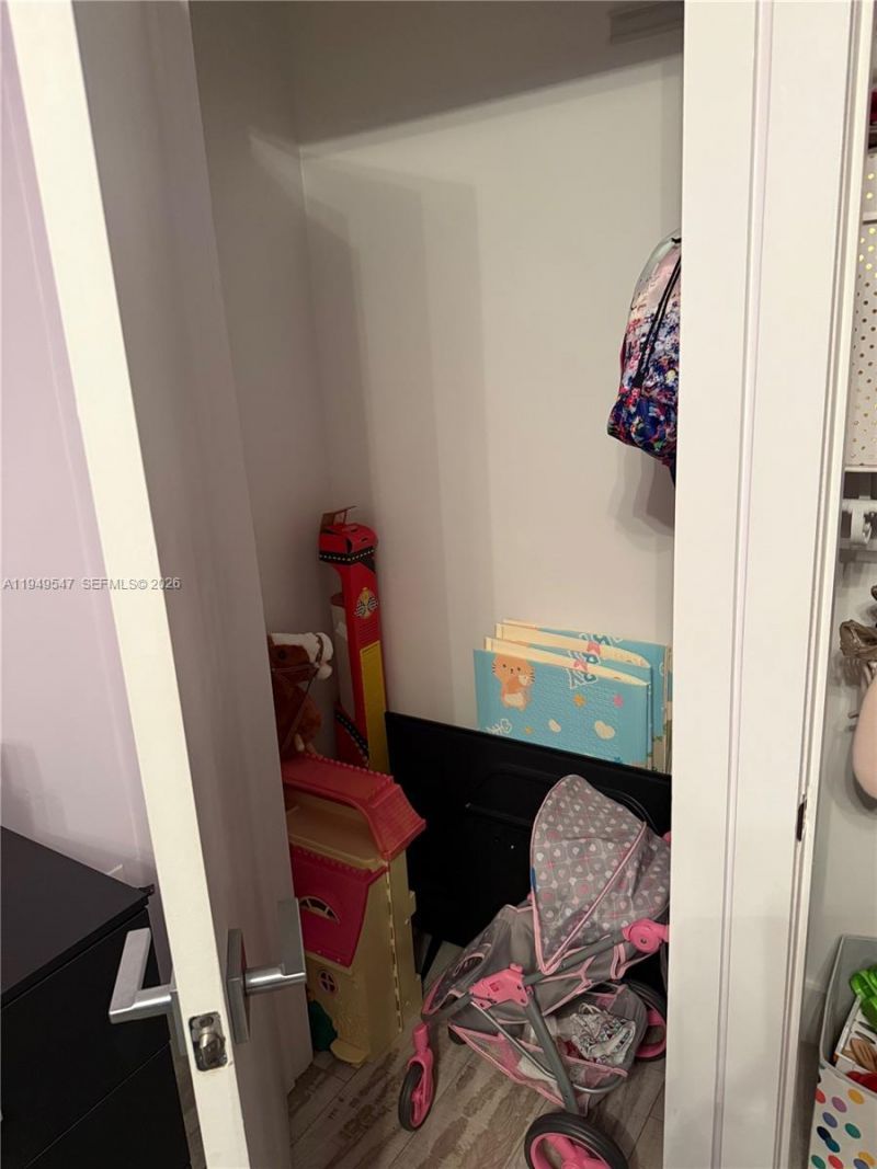 5750 Collins Ave, Unit 11D, Miami Beach, FL 33140 Photo