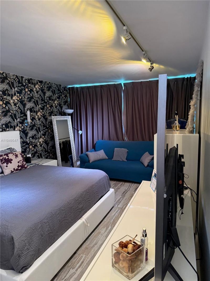 5750 Collins Ave, Unit 11D, Miami Beach, FL 33140 Photo