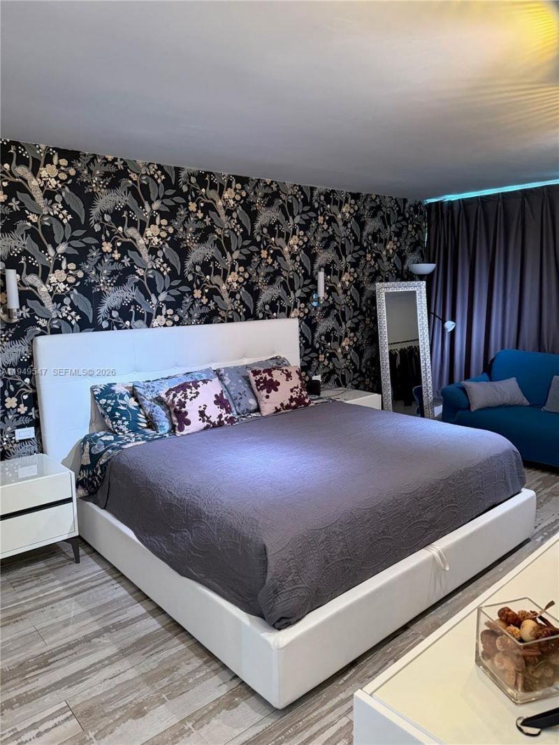 5750 Collins Ave, Unit 11D, Miami Beach, FL 33140 Photo