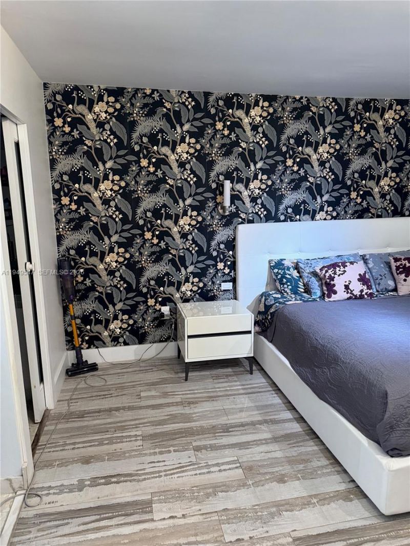 5750 Collins Ave, Unit 11D, Miami Beach, FL 33140 Photo