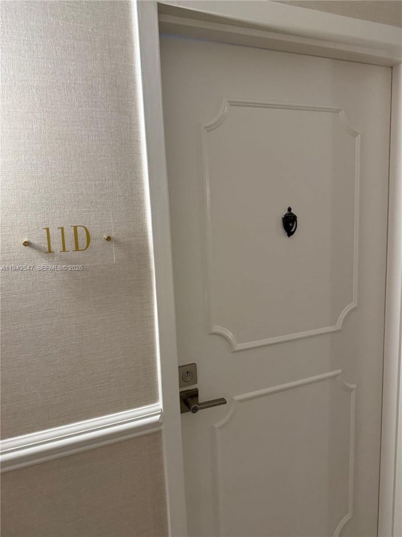 5750 Collins Ave, Unit 11D, Miami Beach, FL 33140 Photo