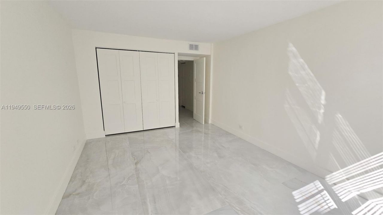 250 174th St , Unit 203, Sunny Isles Beach, FL 33160 Photo
