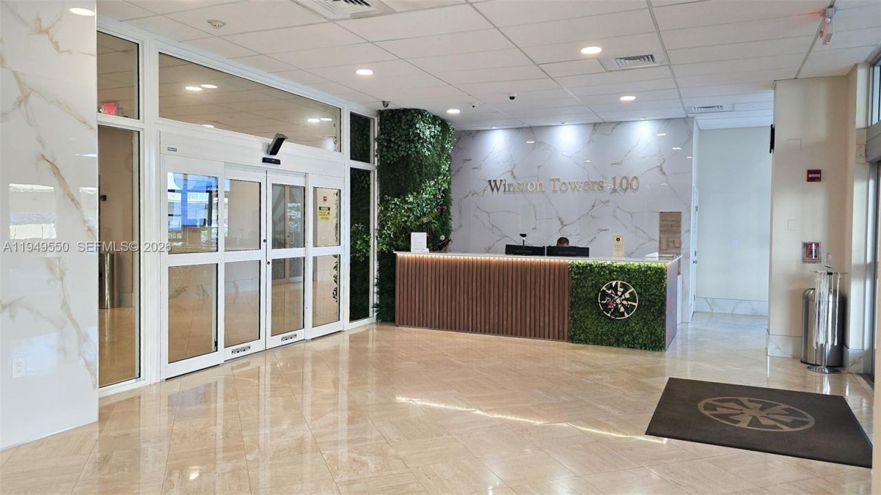 250 174th St , Unit 203, Sunny Isles Beach, FL 33160 Photo