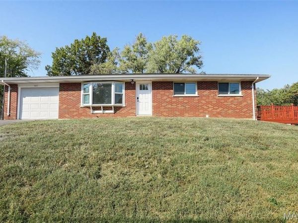 5211 Hunning Road, High Ridge, MO 63049