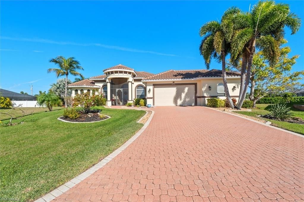 2529 Gleason Pkwy, Cape Coral, FL 33914 Photo