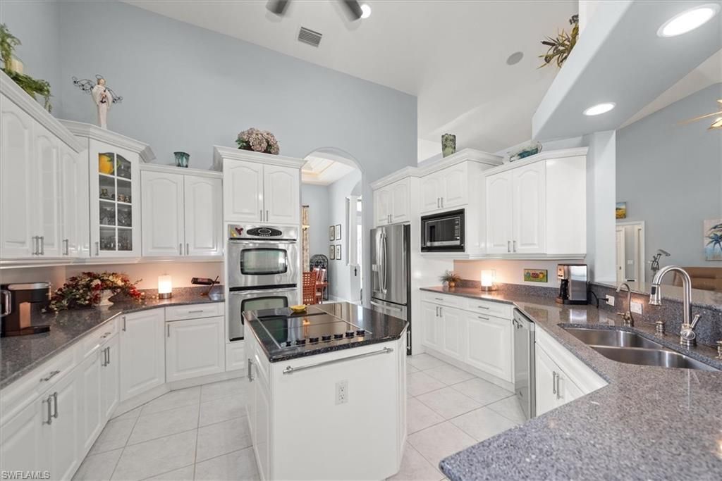 2529 Gleason Pkwy, Cape Coral, FL 33914 Photo