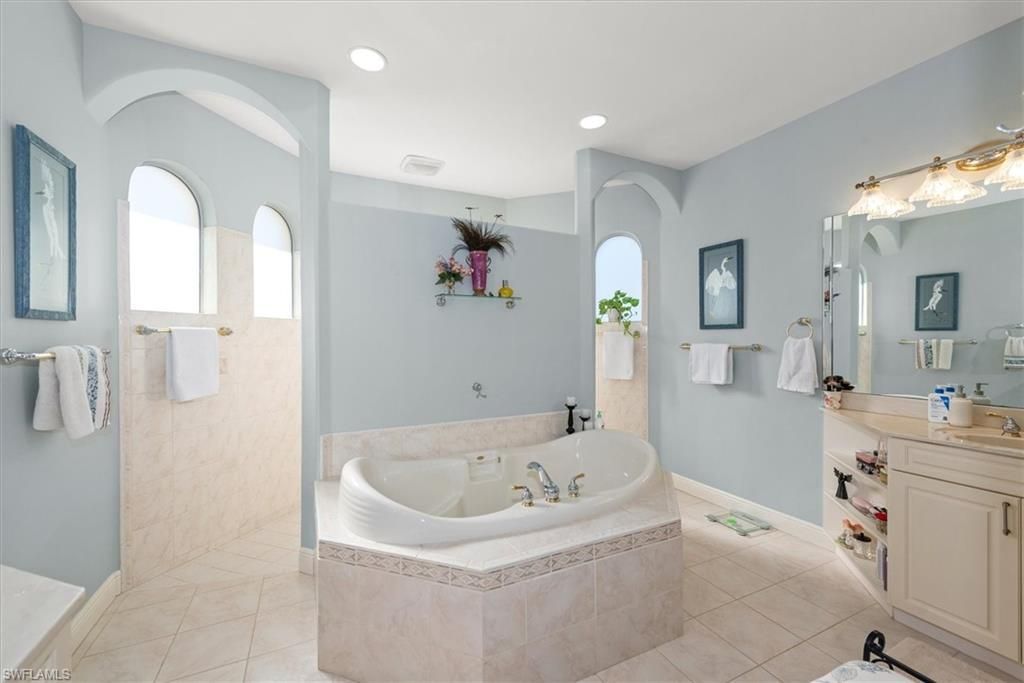 2529 Gleason Pkwy, Cape Coral, FL 33914 Photo