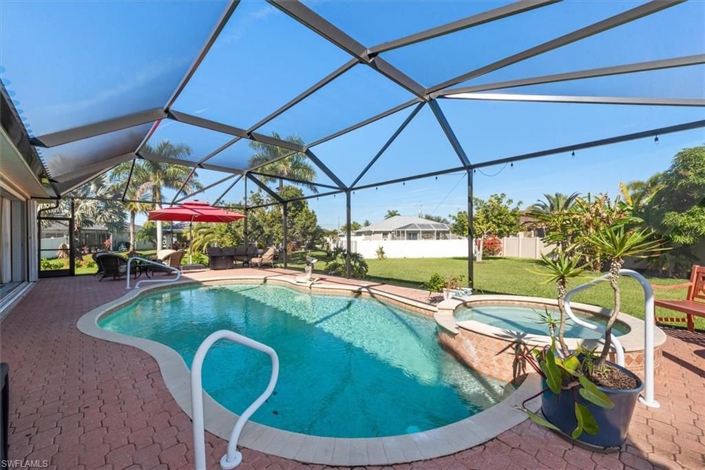 2529 Gleason Pkwy, Cape Coral, FL 33914 Photo